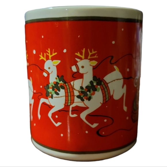 Vtg Santa Reindeer Sleigh Ceramic Mug Cup Coffee Tea Hot Chocolate - Picture 2 of 5